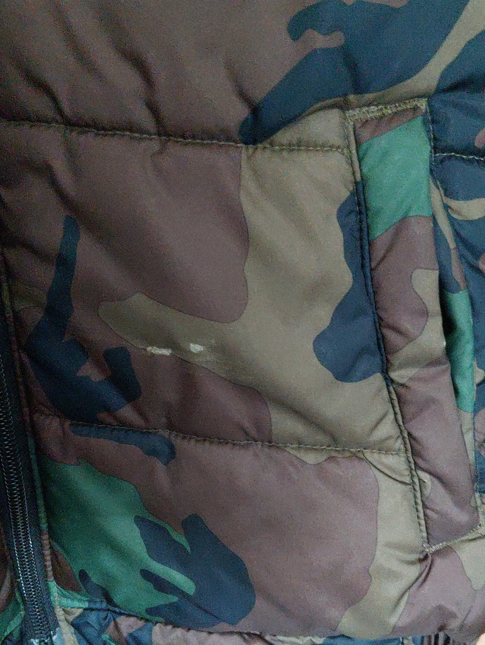Nike Camouflage Hooded Puffer Jacket in Green and Brown with Black Trim